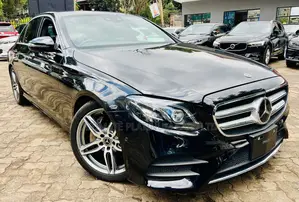 Mercedes-Benz E250 2017 Black