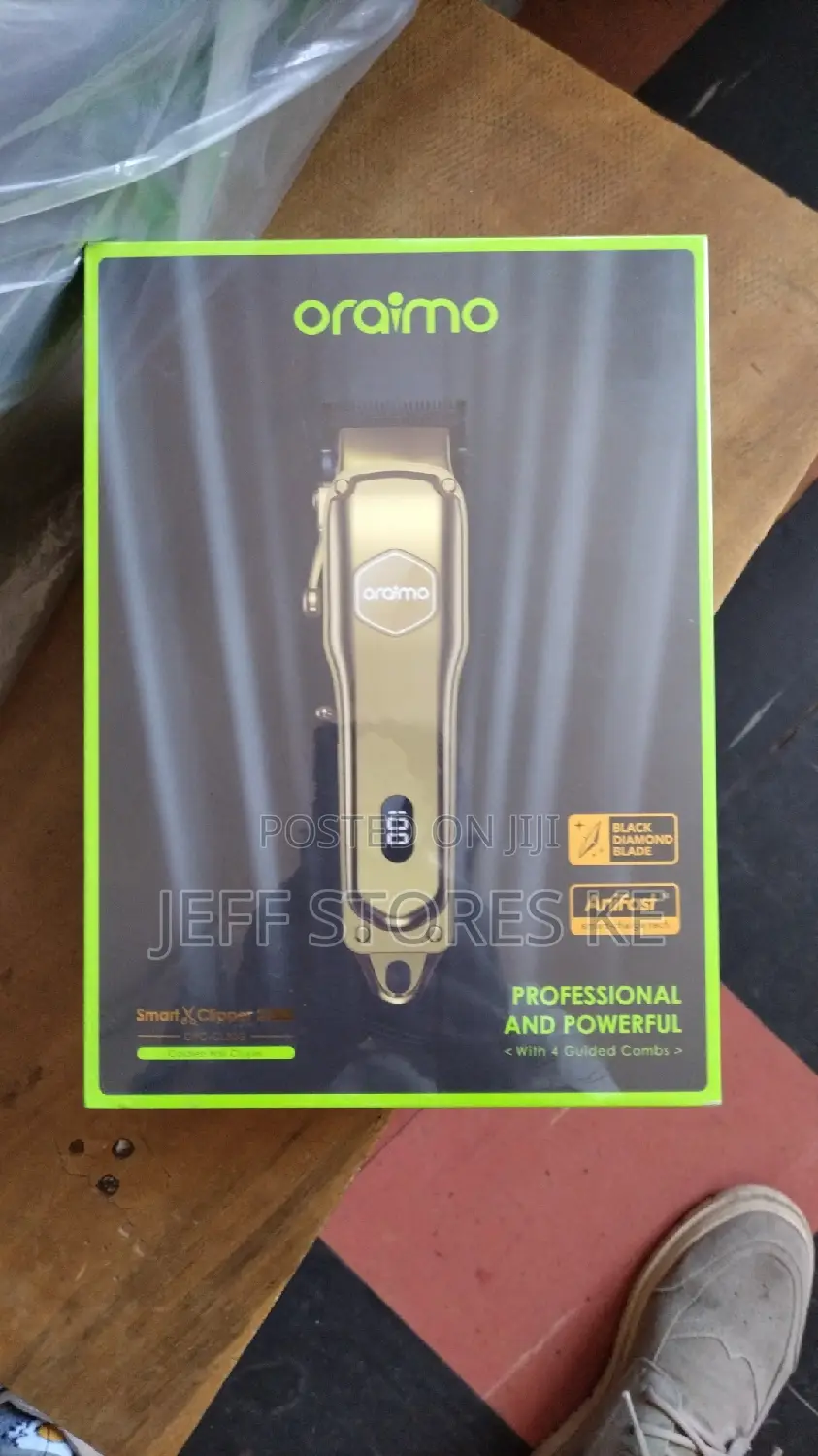Golden Rechargeable Oraimo Machine
