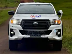 Toyota Hilux 2.8 Diesel 2020 White