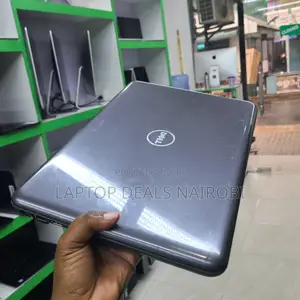 Laptop Dell Latitude 3380 4GB Intel Celeron SSD 32GB
