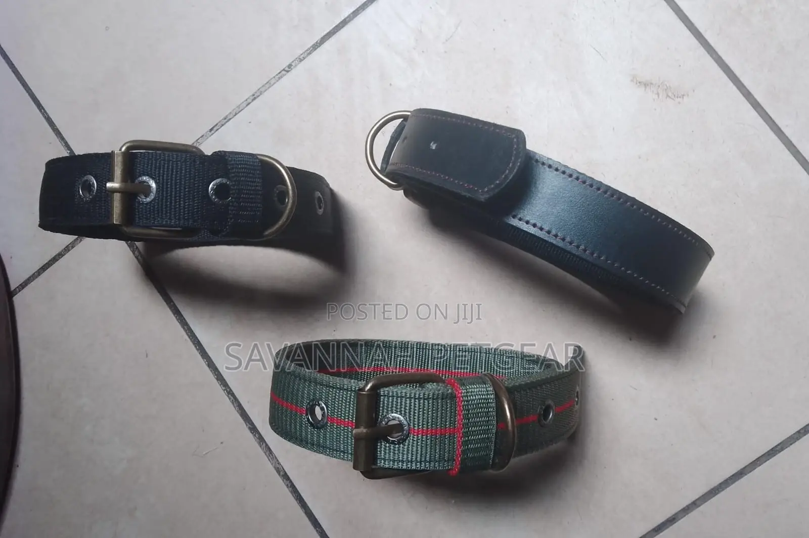 Leather Dog Collars Suitable for Medium and Large Dogs