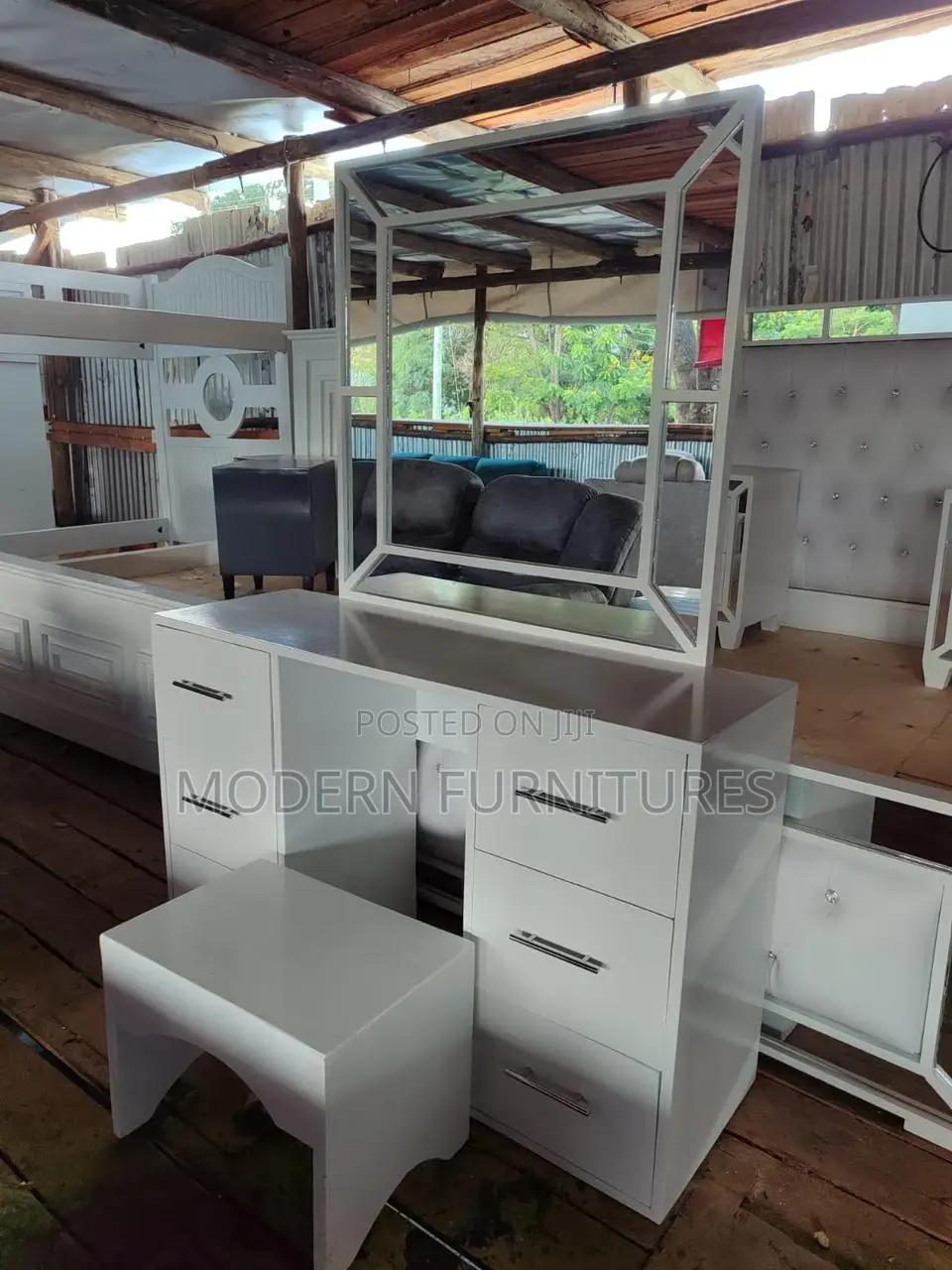 Dressing Table/Mirror