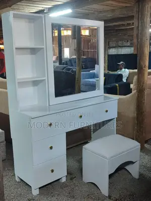 Dressing Mirror/ Dresser