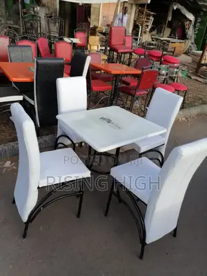 Top Quality Complete Set of Restaurant Tables/ Chairs