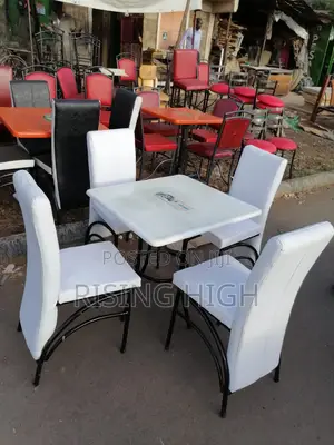 Long-Lasting Complete Set of Restaurant Tables and Chairs