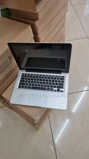 Laptop Apple MacBook 2012 4GB Intel Core I5 SSD 500GB