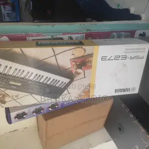 PSR E273 Yamaha Keyboard