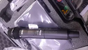 BNK Professional Wireless Microphone BNK -Bk902