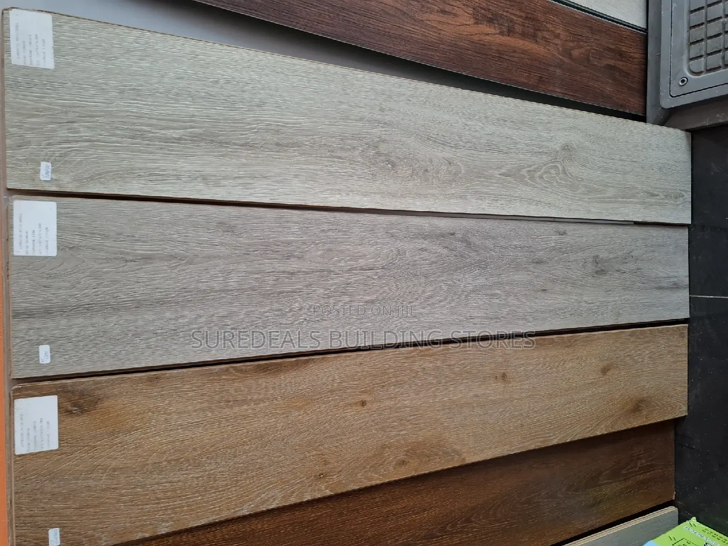 Laminate Flooring Interlocking Planks-8mm