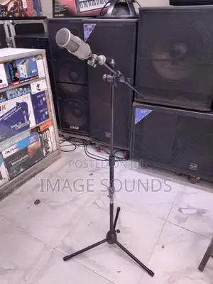 Studio Mic Takstar 8b With Mic Stand