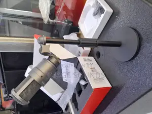 Takstar Sm-8b Studio Microphone With Table Stand