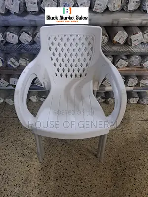 Good Quality Plastic Chair With Metal Tubing Legs