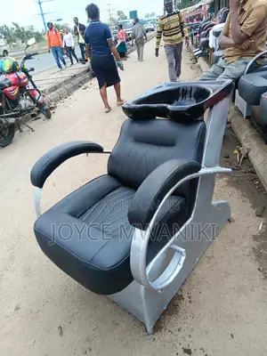 Sink Seat, Black and Silver Plate 