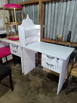 Manicure Table, White 
