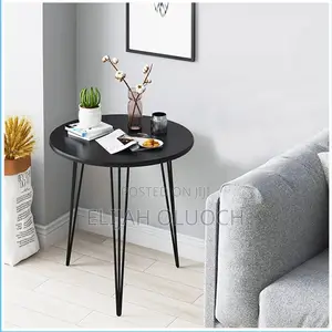 *High-End Luxurious and Simple Side Table