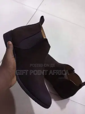 Chelsea Boots for Men Coffee in Color