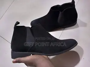 Chelsea Boots for Men Black in Color