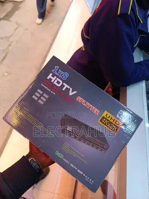 HDTV 1*8 Splitter New Sealed in a Shop