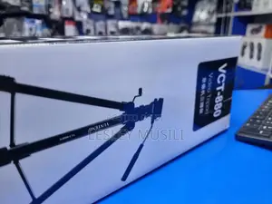 Yungtech VCT 880 Tripod Stand