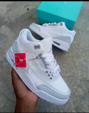 Jordan 4 Sneakers