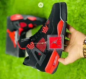 Jordan 4 Thunder Red Sneakers