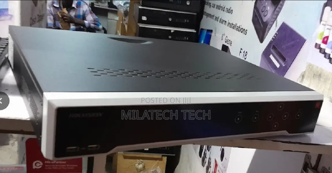 16 Channel Hikvision Full POE NVR Machine 00