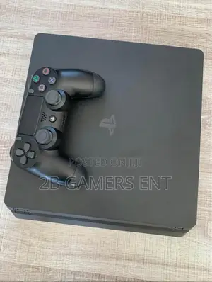 Play Station 4 Slim, 10 Free Games