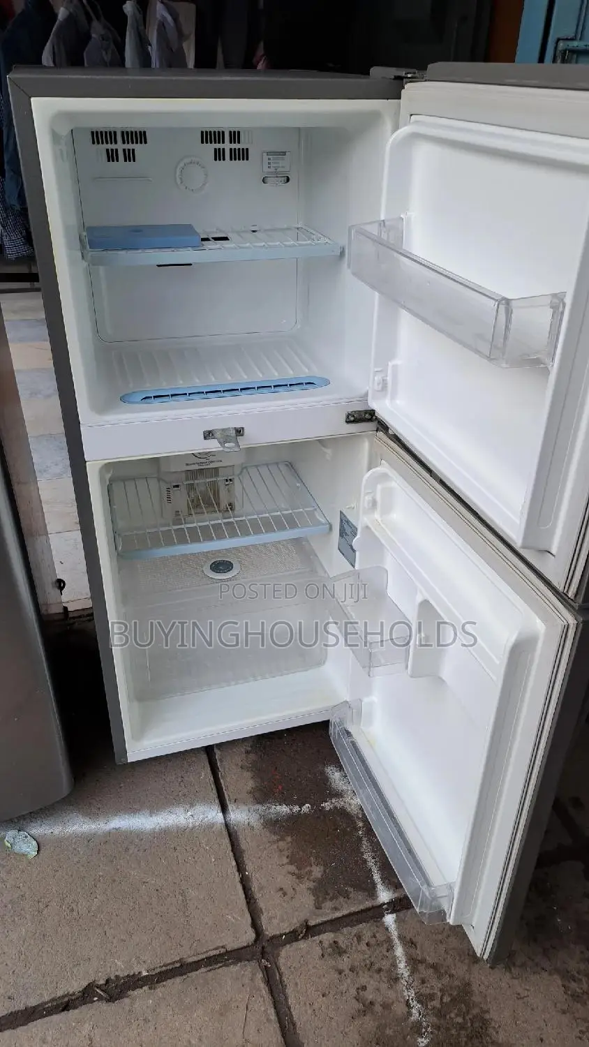 LG 230L Fridge Frost Free