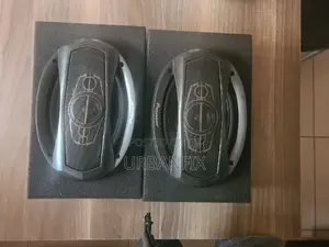 Pioneer 1000 Watts Oval Midrange Speakers With Cabinets