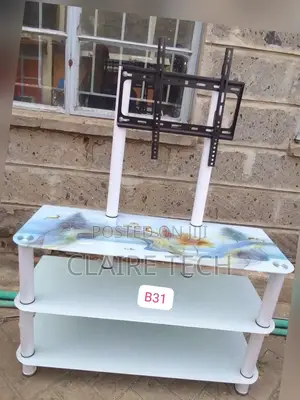 Executive White Glass Tv Stand With Tv Bracket
