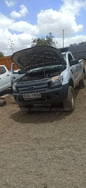 Mazda Bt50 Ford Mechanic