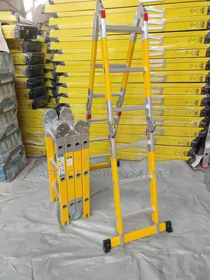 Fiberglass Ladders (Extension Multipurpose)