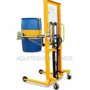 Hydraulic Stackers 2T. Manually Operated