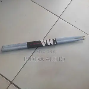 Drum Sticks Vic Thith