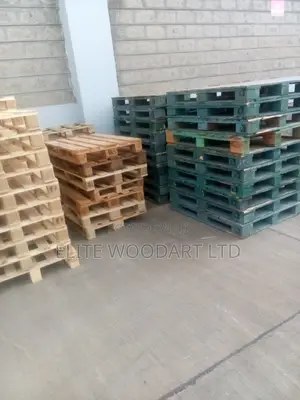 Storage Pallets / Best for Heavy Logistics Handling