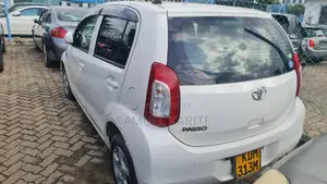 Toyota Passo 2015 White