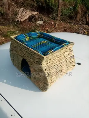 Classy Cat Bed Hand Crafted Kitten House