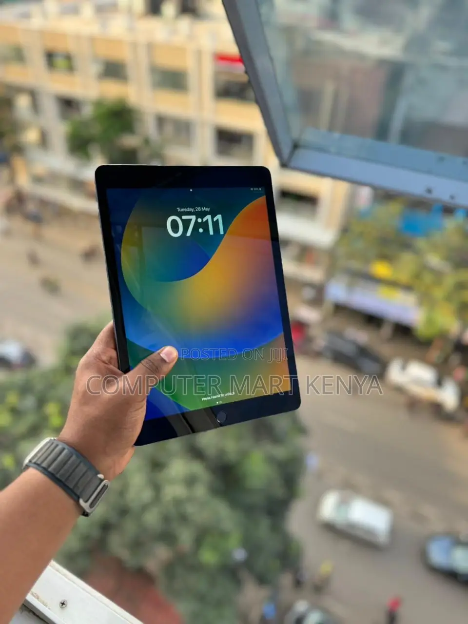 Apple iPad 10.2 (2021) 64 GB Gray
