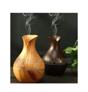Wooden Ultrasonic Humidifier/Diffuser Capacity: 130ml.