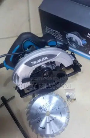 Professional Makita Circular Saw