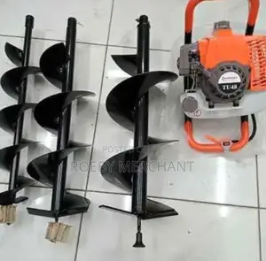Earth Auger With 3 Bits