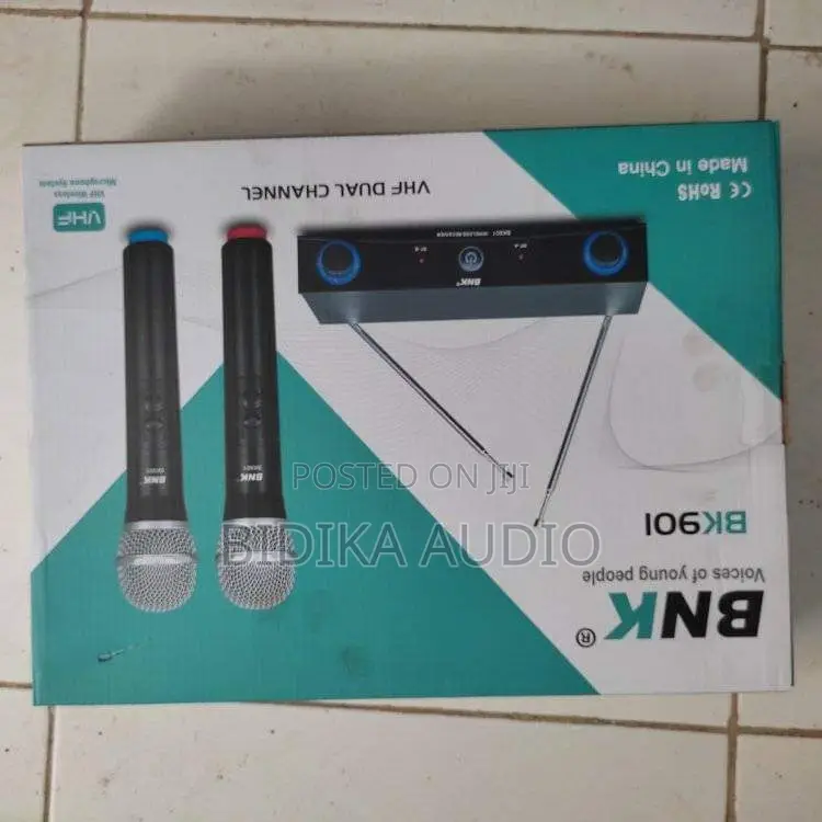 BNK 901 Wireless Microphone