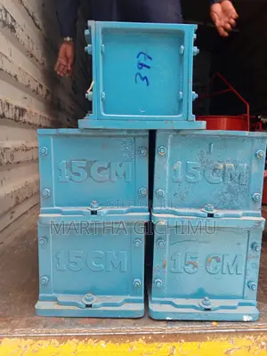 Cubes Moulds in Stock
