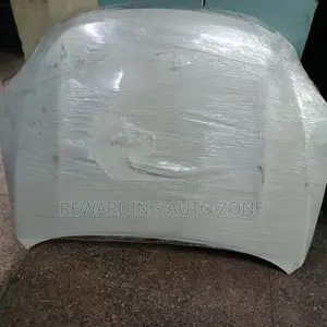 Vanguard Bonnet.Clean White in Colour