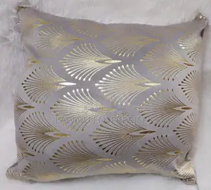 White Gold Throw Case With Pillow