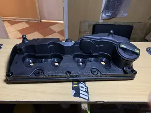 TOUAREG/PORSCHE Valve Cover