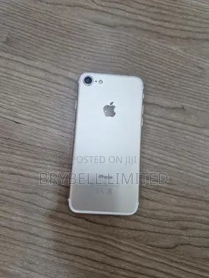 Apple iPhone 7 32 GB Gold