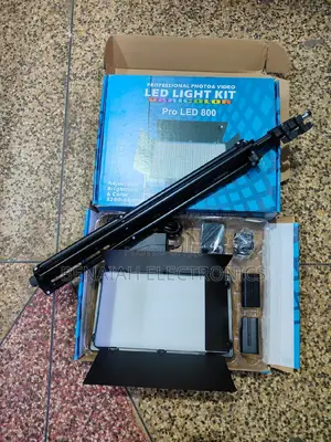 Newer Professional Video Light.Led 800 Pro Kit