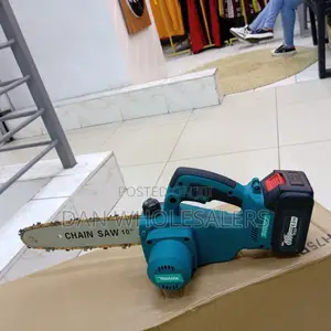 Makita Cordless Chainsaw With 10-Inch