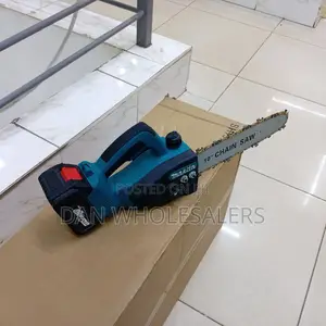 Makita 198 v Cordless Power Saw 10-Inch
